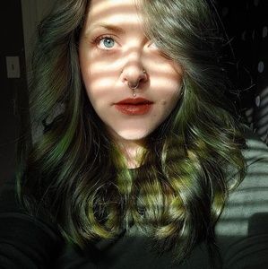 Meet your Posher, Whitney